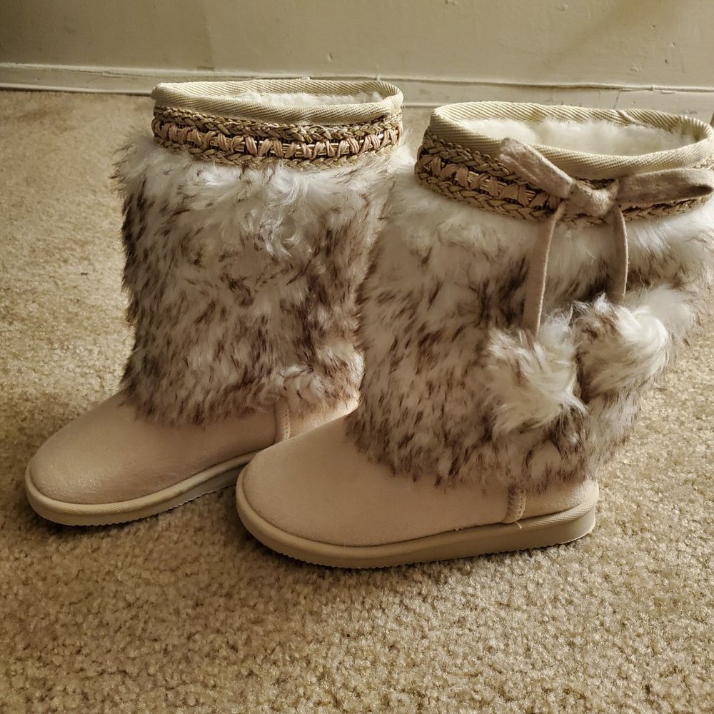 Justfab - Picture 3 of 3